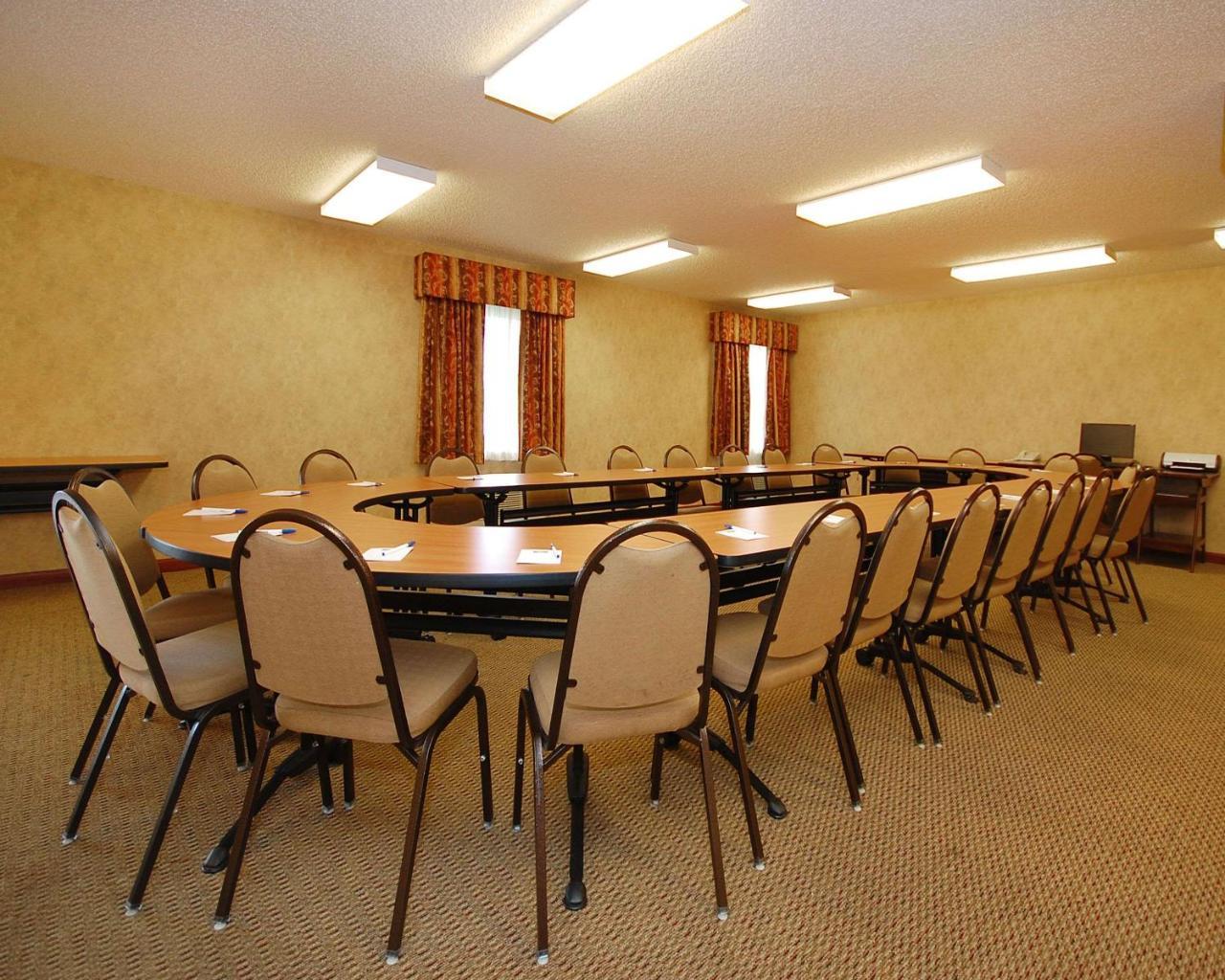 Econo Lodge Inn&Suites Kearney Esterno foto